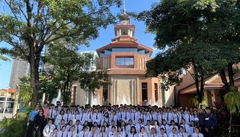 ส่วนส่งเสริมและบริการการศึกษา ต้อนรับคณะครูและนักเรียนจากโรงเรียนจุ๋งฮัวโซะเซียว